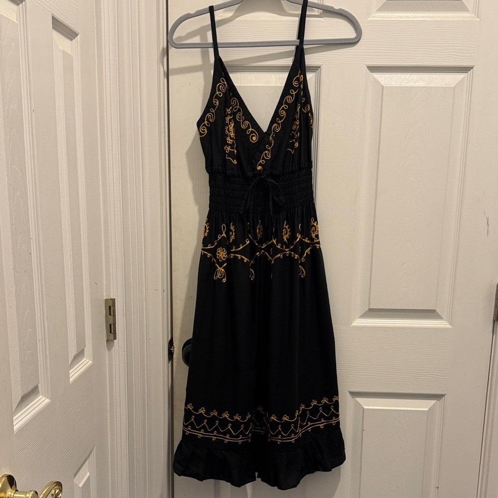 Tiki Palm Embroidered Resort Dress XL Black Gold Boho Smocked Stretch NWT